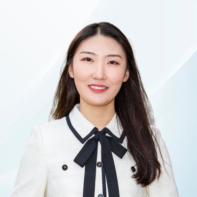 headshot image