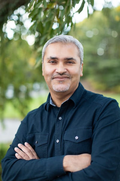 headshot image